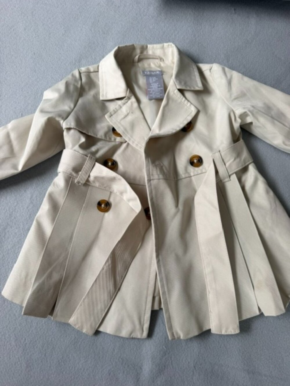 Tahari baby trench coat a double-breasted design with a pleated jacket girl 12M